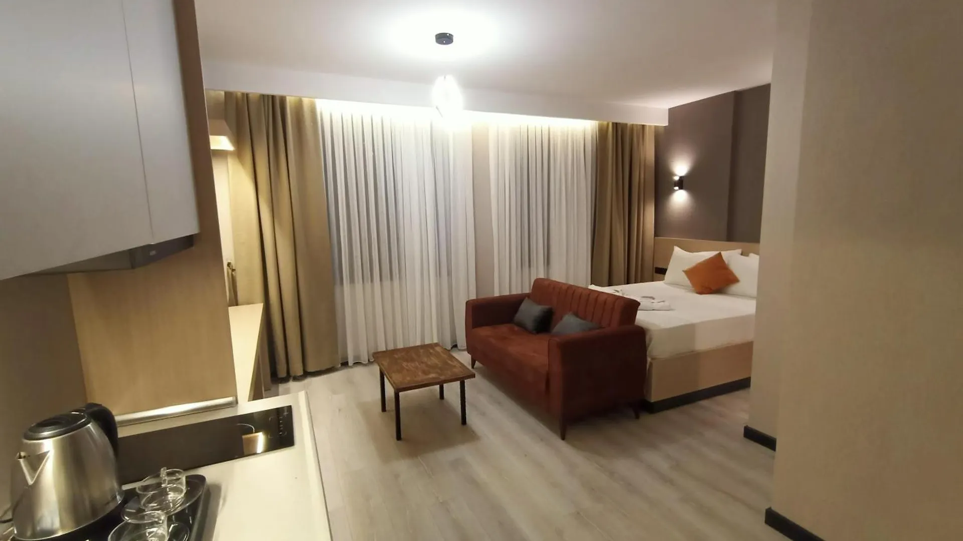 Falcon Palas Otel Istambul 0*,